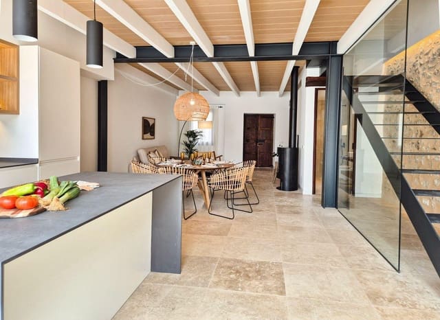 3 soveværelse Rækkehus til salg i Santa Margalida med swimmingpool - € 845.000 (Ref: 9137039)