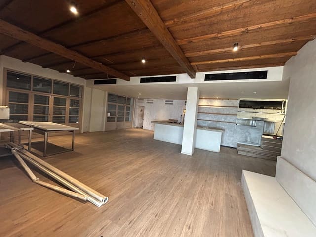 Virksomhed til leje i Palma de Mallorca - € 2.000 (Ref: 9149198)