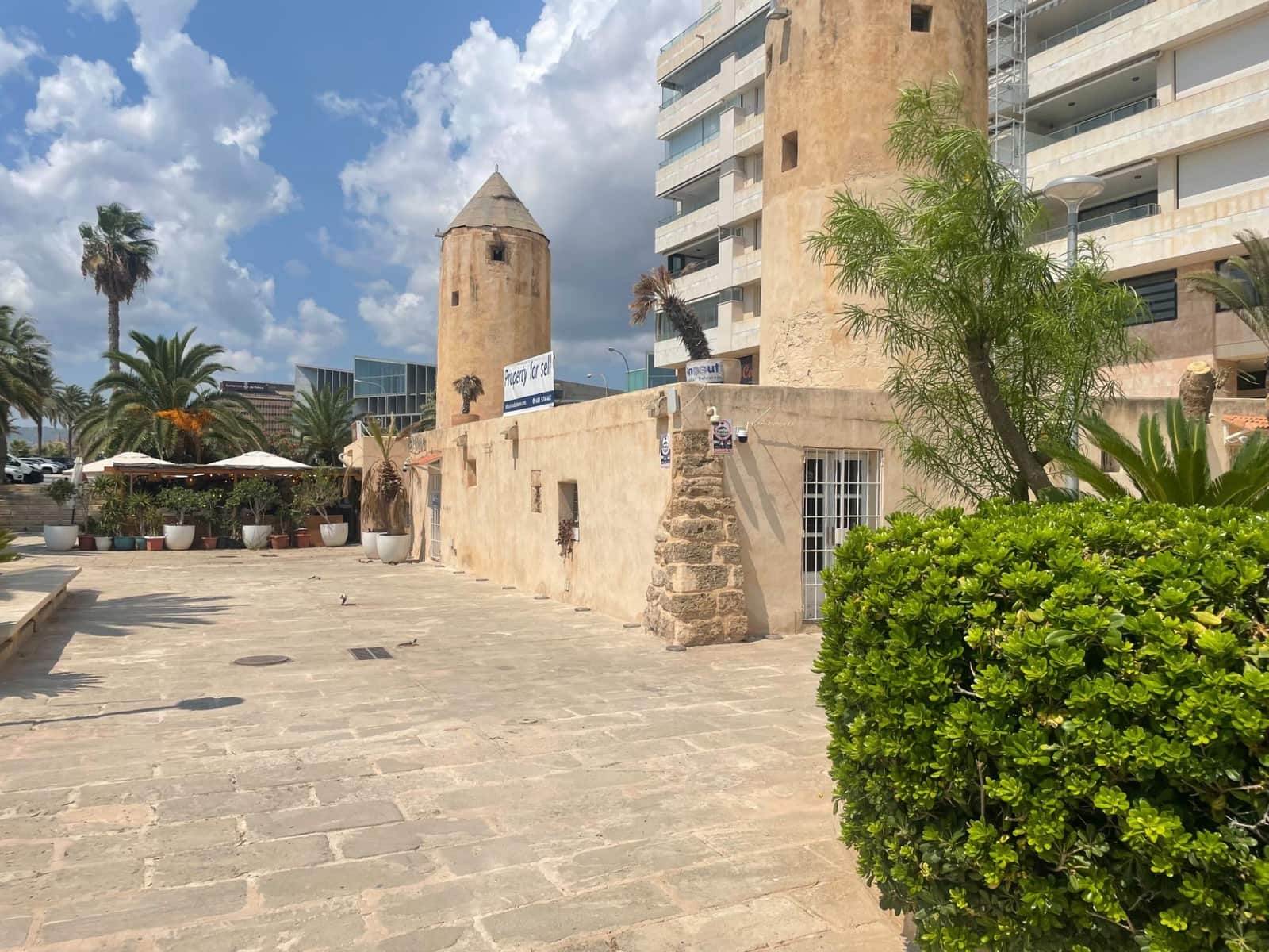 Erhverv til salg i Es Molinar / El Molinar - € 1.150.000 (Ref: 9153876)