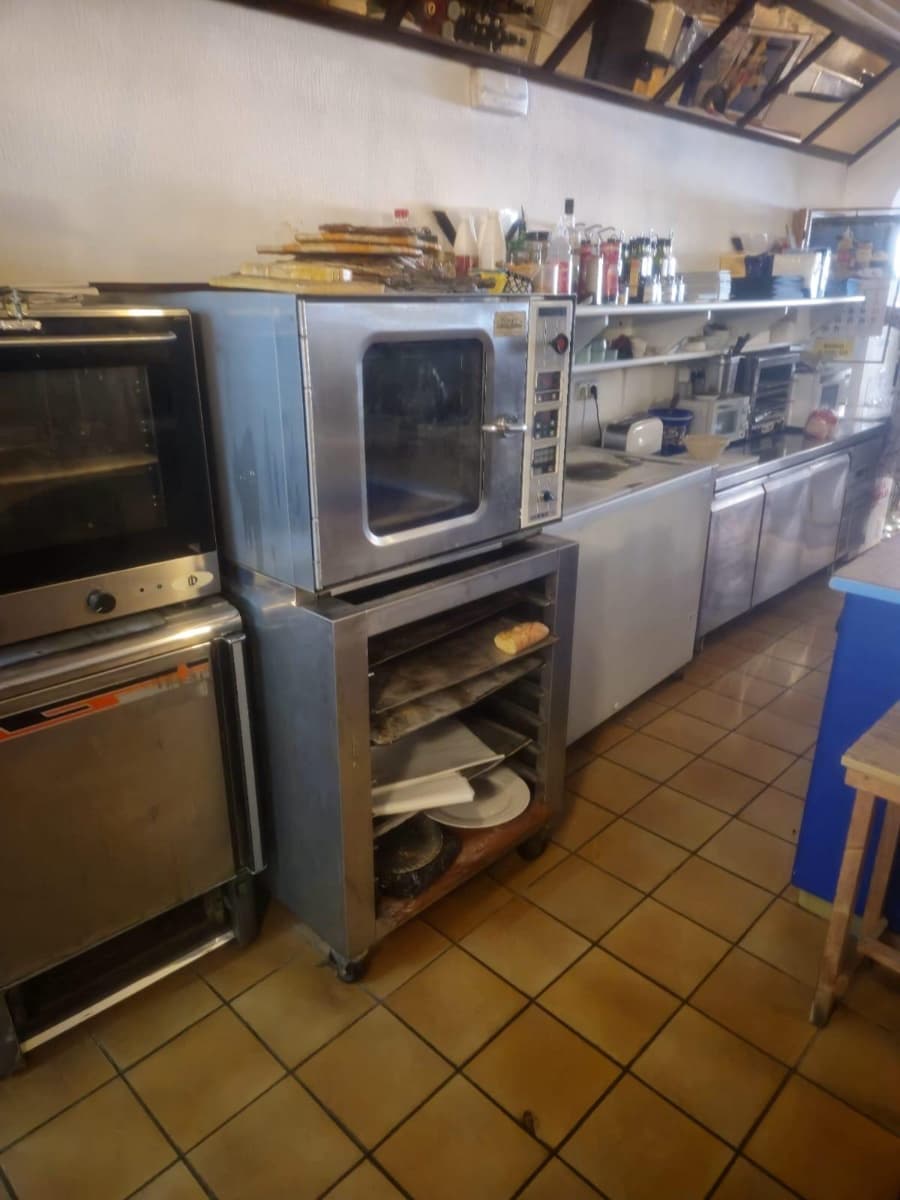 Virksomhed til salg i Puerto de Andratx - € 300.000 (Ref: 9169500)