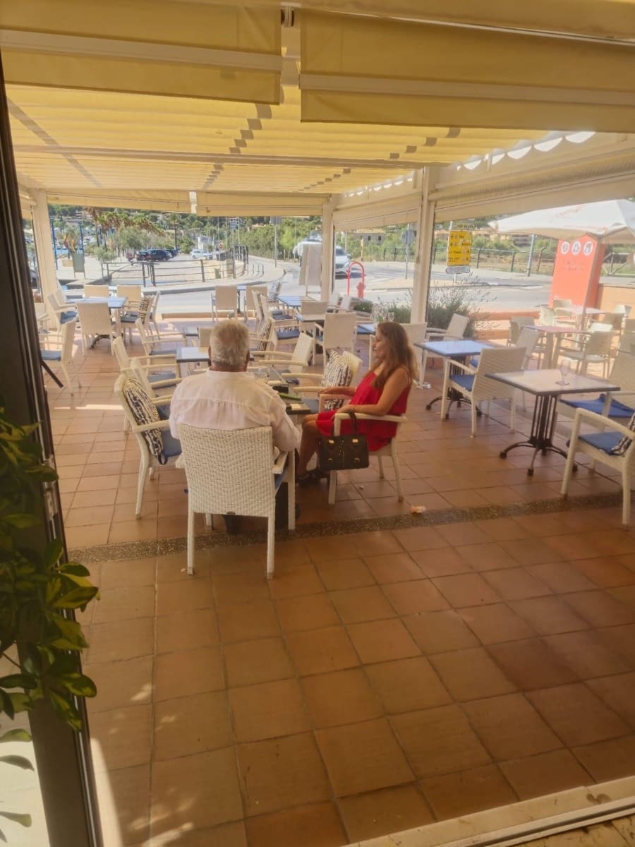 Virksomhed til salg i Puerto de Andratx - € 300.000 (Ref: 9169500)