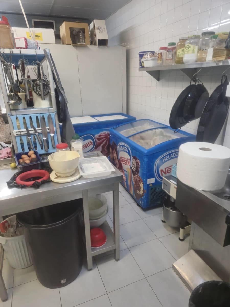 Virksomhed til salg i Puerto de Andratx - € 300.000 (Ref: 9169500)