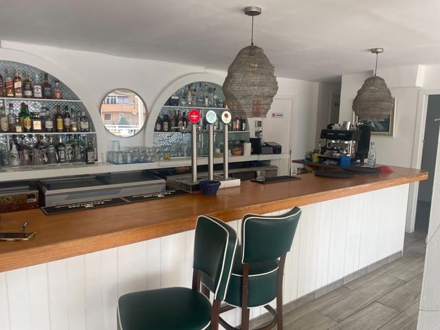 Erhverv til salg i Magalluf, Calvià - € 667.000 (Ref: 9193762)