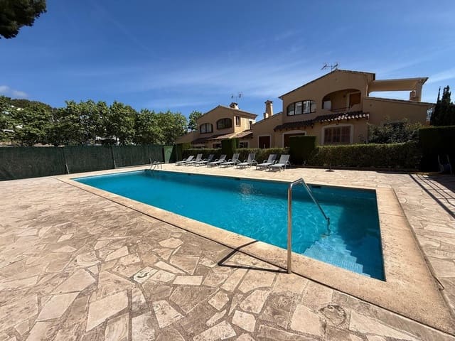 6 soveværelse Rækkehus til salg i Cas Catala, Calvià med swimmingpool - € 950.000 (Ref: 9264477)