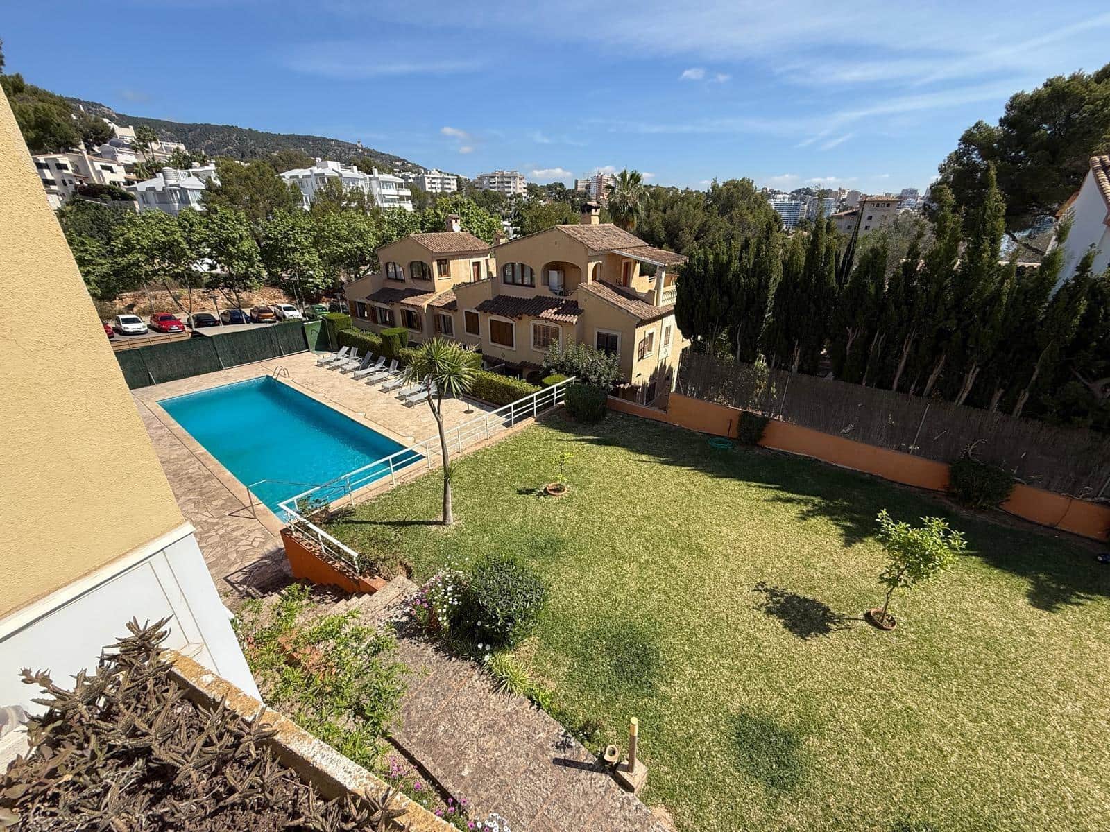 6 soverom Rekkehus til salgs i Cas Catala med svømmebasseng - € 950 000 (Ref: 9264477)