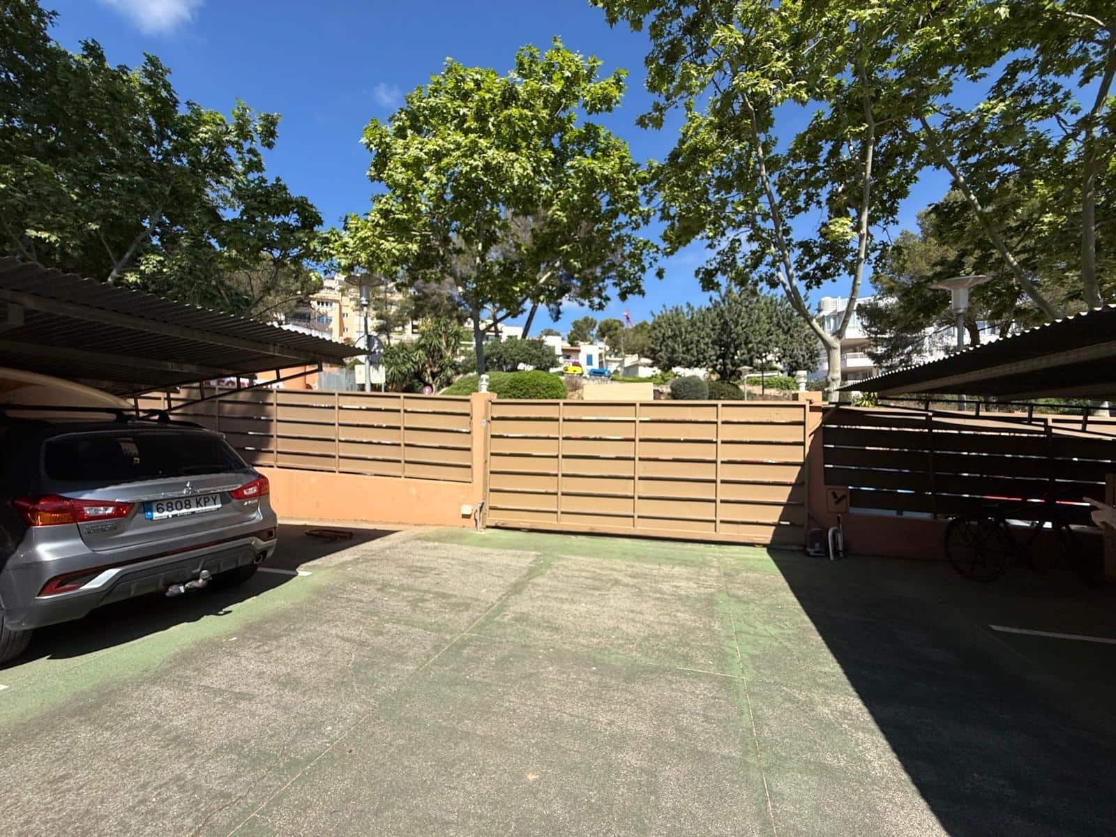 6 soverom Rekkehus til salgs i Cas Catala med svømmebasseng - € 950 000 (Ref: 9264477)