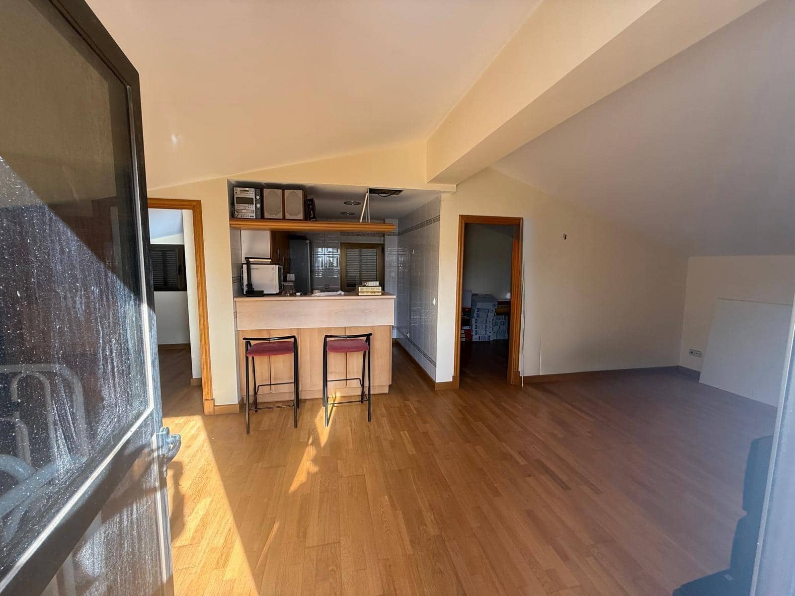 Business for sale in Palma de Mallorca with garage - € 399,000 (Ref: 9403346)