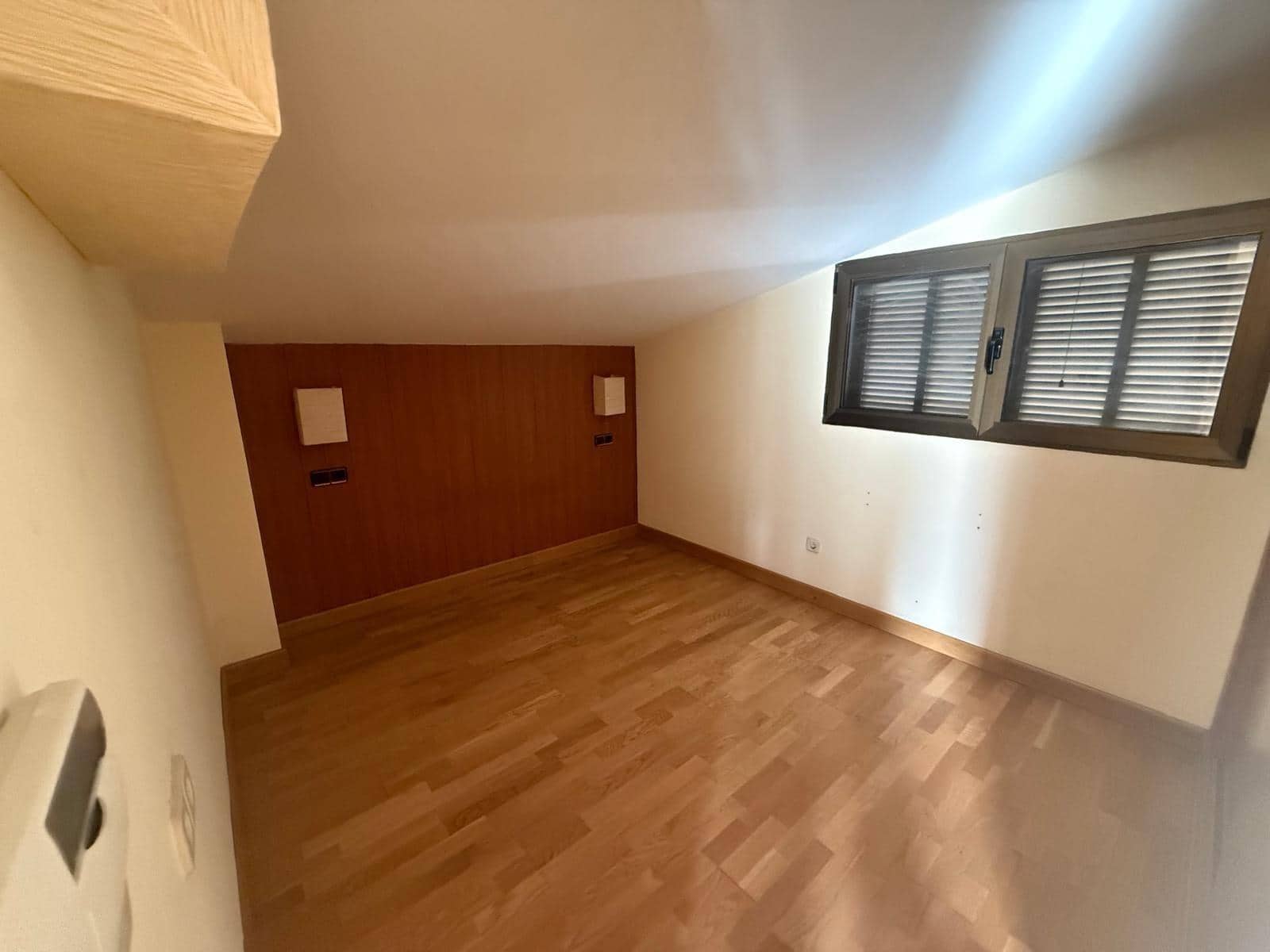 Business for sale in Palma de Mallorca with garage - € 399,000 (Ref: 9403346)