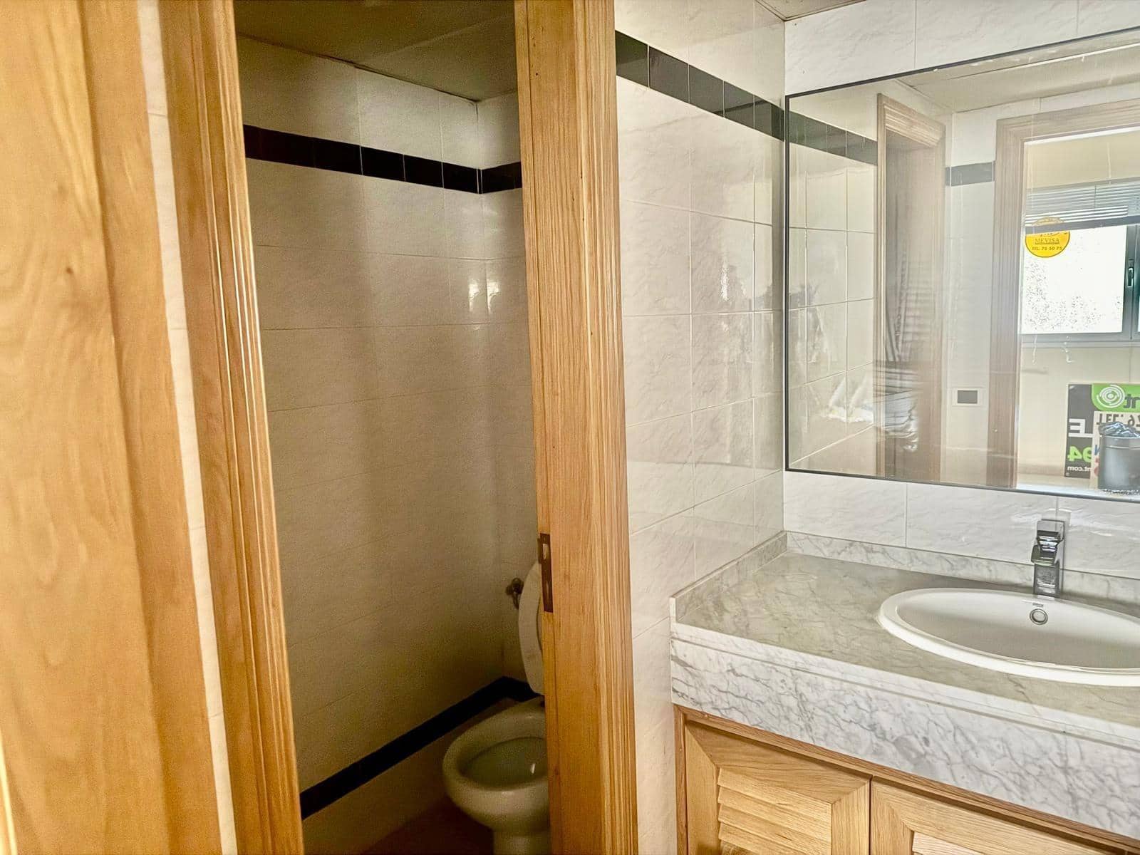 Business for sale in Palma de Mallorca with garage - € 399,000 (Ref: 9403346)