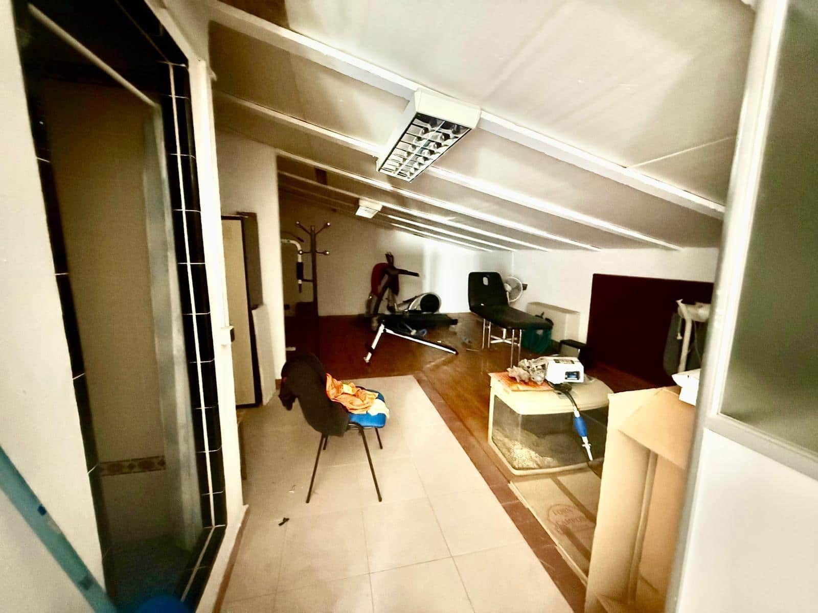 Business for sale in Palma de Mallorca with garage - € 399,000 (Ref: 9403346)