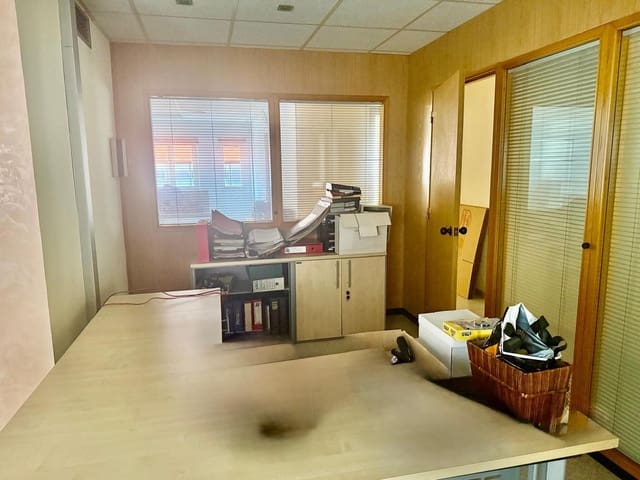 Virksomhed til salg i Palma de Mallorca med garage - € 399.000 (Ref: 9403346)