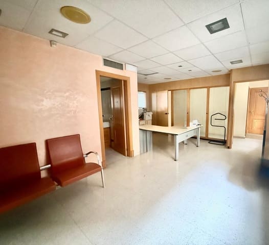 Virksomhed til salg i Palma de Mallorca med garage - € 399.000 (Ref: 9403346)