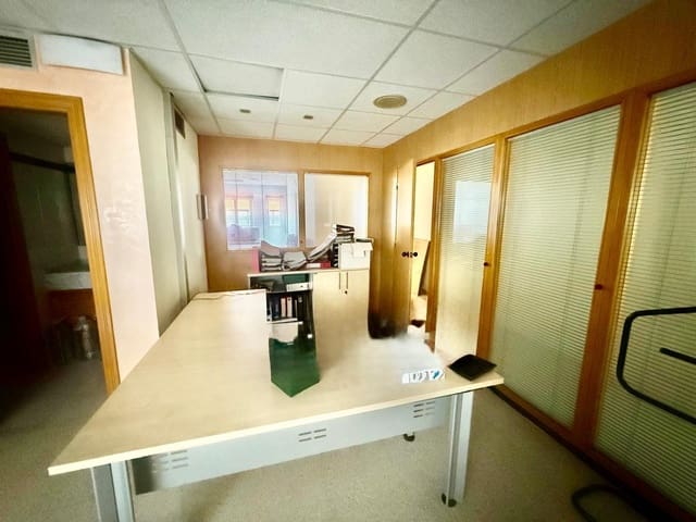 Virksomhed til salg i Palma de Mallorca med garage - € 399.000 (Ref: 9403346)