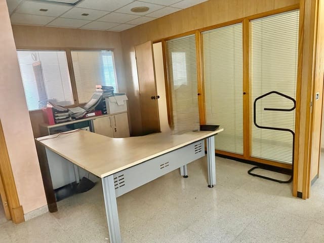 Virksomhed til salg i Palma de Mallorca med garage - € 399.000 (Ref: 9403346)