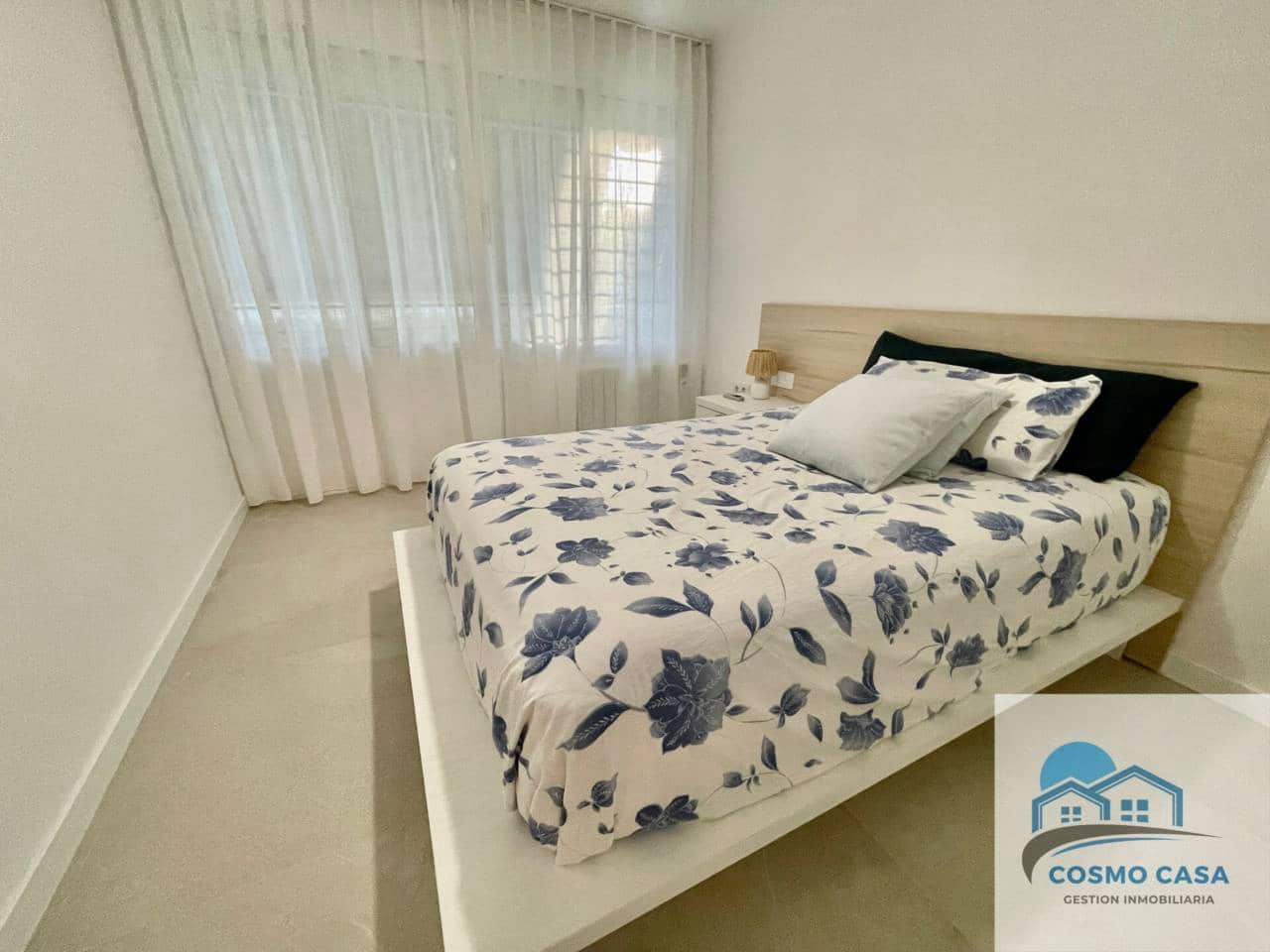 Piso de 3 habitaciones en Cambrils en alquiler con garaje - 1.400 € (Ref: 10021842)
