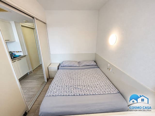 1 sovrum Lägenhet till salu i Salou med pool - 150 000 € (Ref: 10080246)