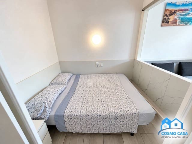 1 sovrum Lägenhet till salu i Salou med pool - 150 000 € (Ref: 10080246)