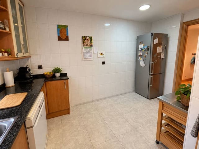 4 chambre Appartement à vendre à Reus - 259 000 € (Ref: 10131079)