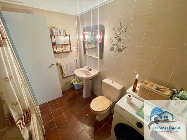 1 Zimmer Wohnung zu verkaufen in Salou mit Pool - 129.000 € (Ref: 9110925)