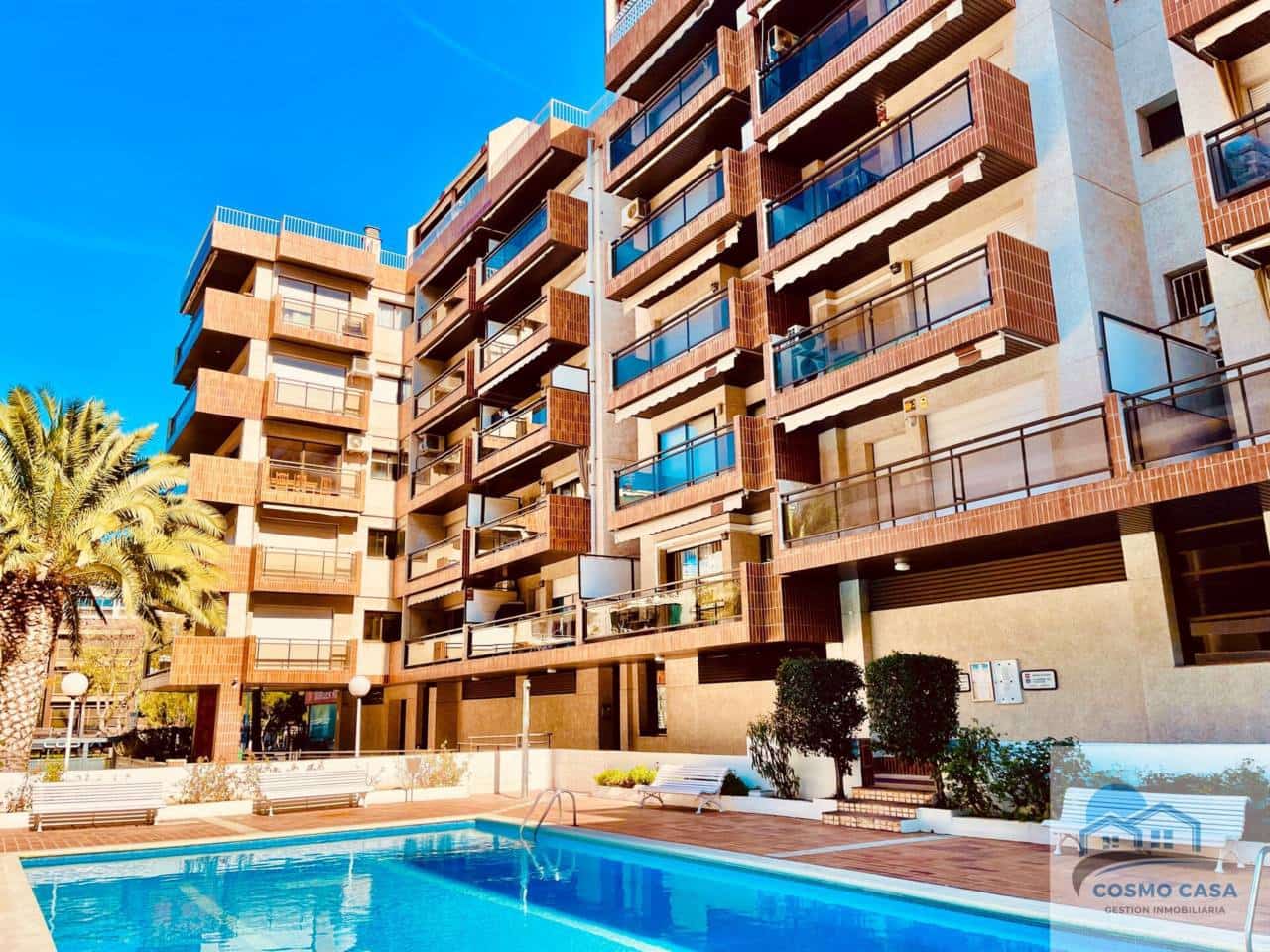1 soveværelse Lejlighed til salg i Salou med swimmingpool - € 129.000 (Ref: 9110925)