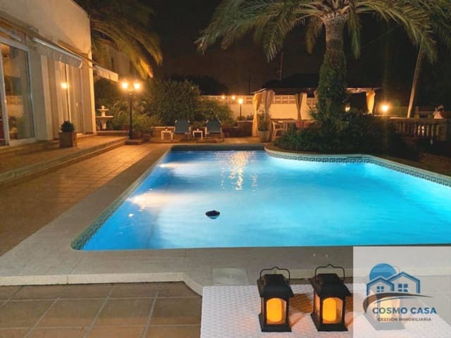 5 sypialnia Willa na sprzedaż w Cambrils z basenem garażem - 795 000 € (Ref: 9160755)