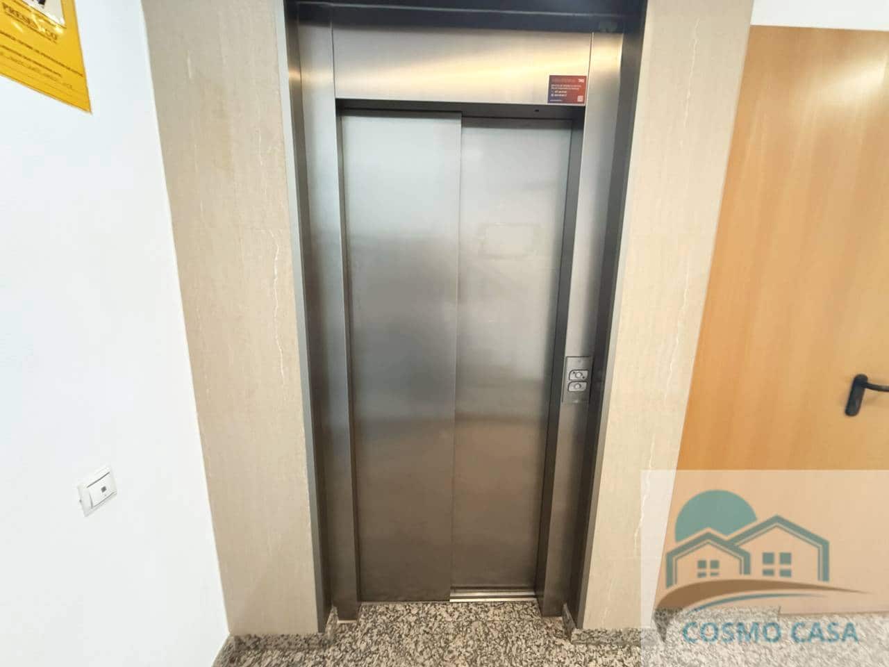 2 bedroom Flat for sale in Cambrils with pool garage - € 253,000 (Ref: 9193500)