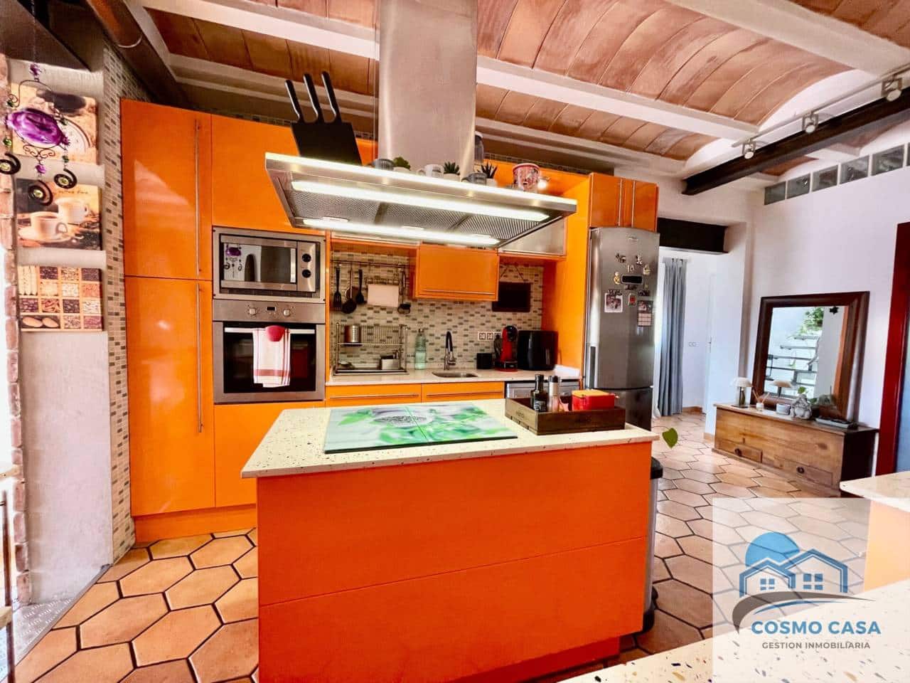 3 soveværelse Semi-Rækkehus til salg i Salou med swimmingpool garage - € 380.000 (Ref: 9228278)