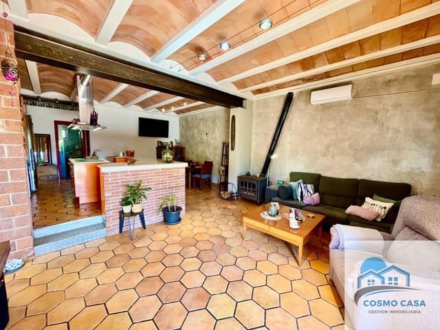 3 bedroom Semi-detached Villa for sale in Salou with pool garage - € 380,000 (Ref: 9228278)