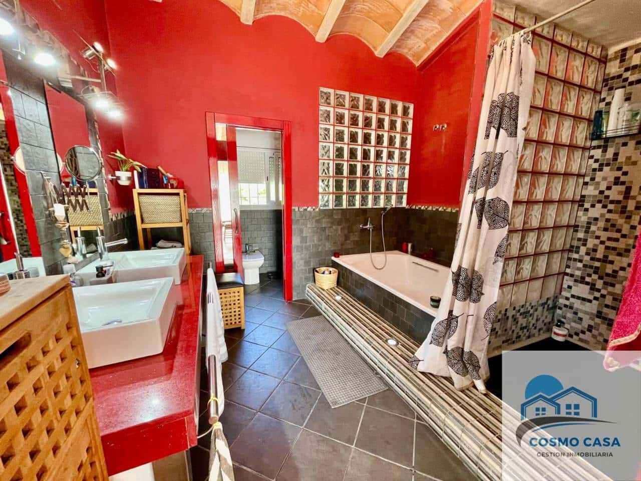 3 soveværelse Semi-Rækkehus til salg i Salou med swimmingpool garage - € 380.000 (Ref: 9228278)