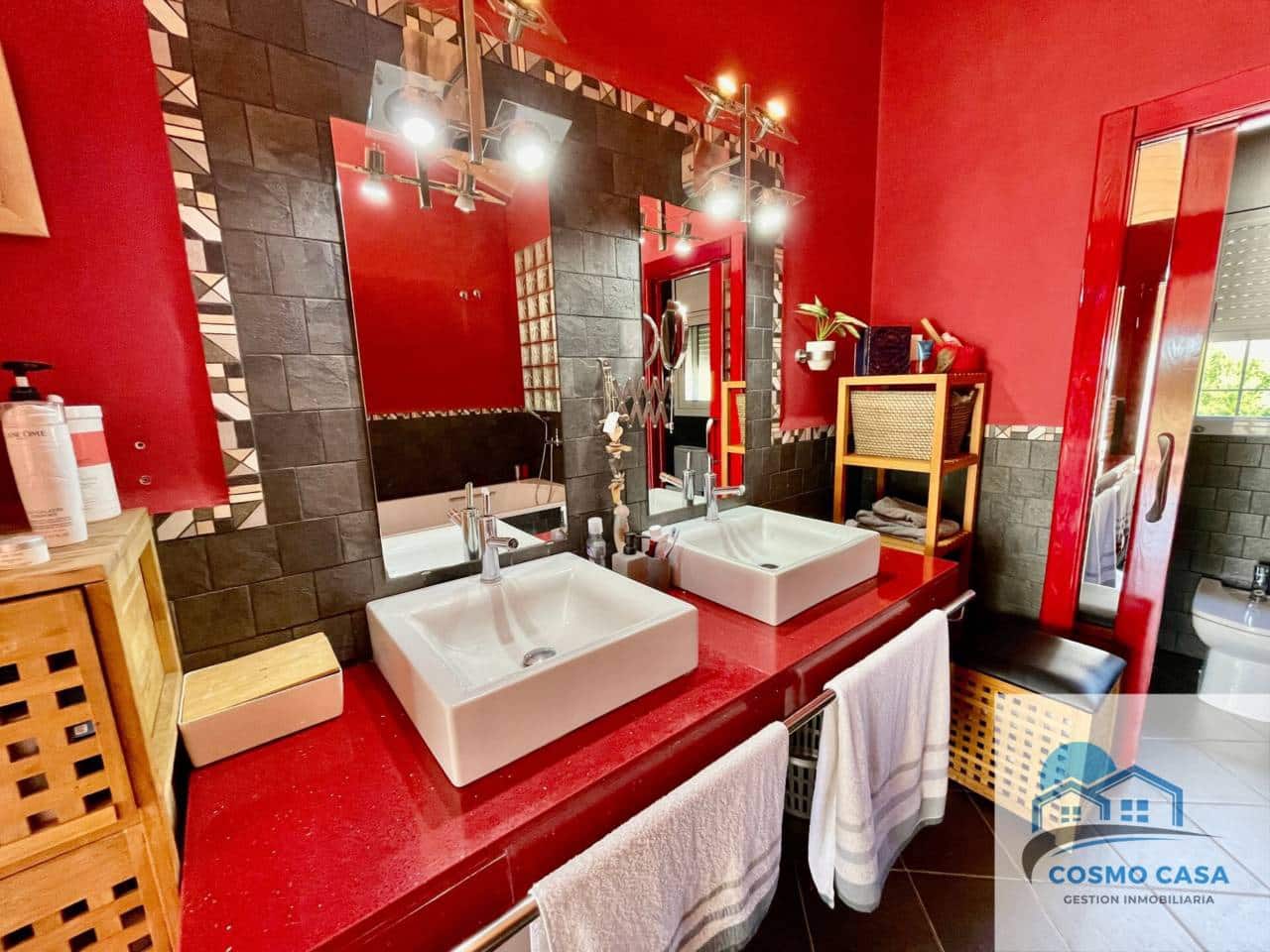 3 soveværelse Semi-Rækkehus til salg i Salou med swimmingpool garage - € 380.000 (Ref: 9228278)