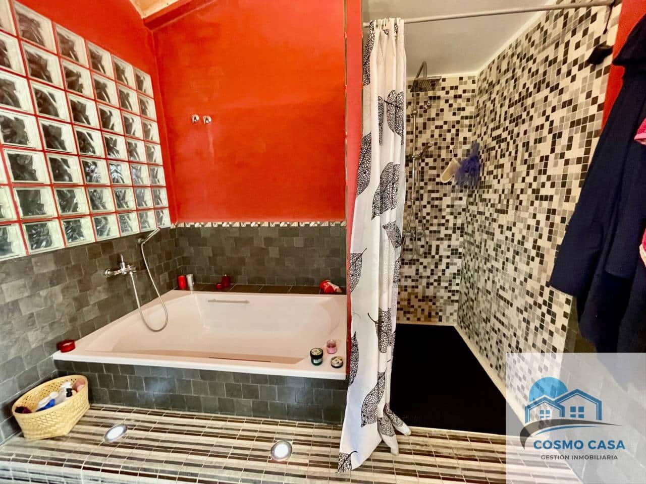 3 soveværelse Semi-Rækkehus til salg i Salou med swimmingpool garage - € 380.000 (Ref: 9228278)