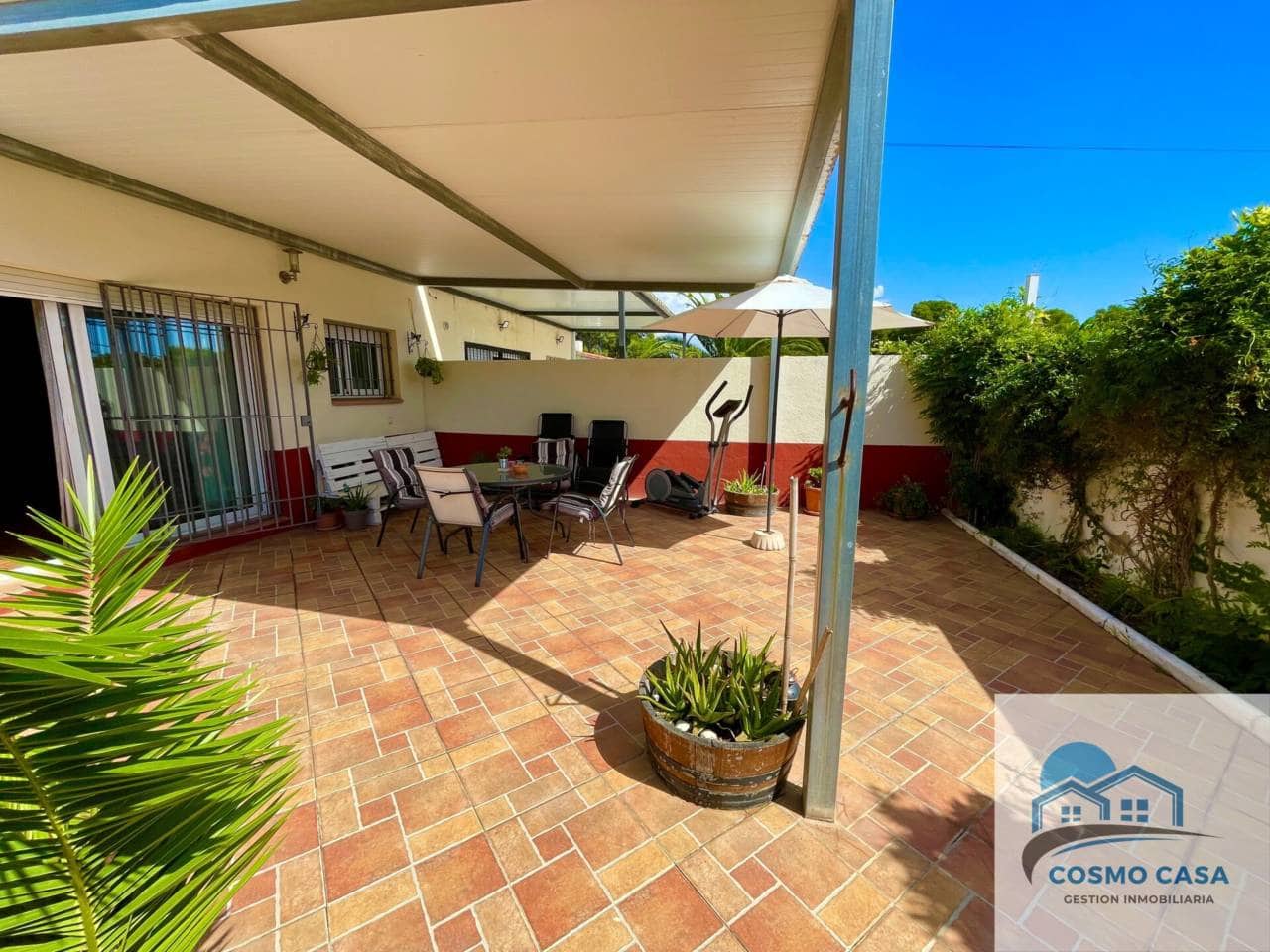 3 soveværelse Semi-Rækkehus til salg i Salou med swimmingpool garage - € 380.000 (Ref: 9228278)