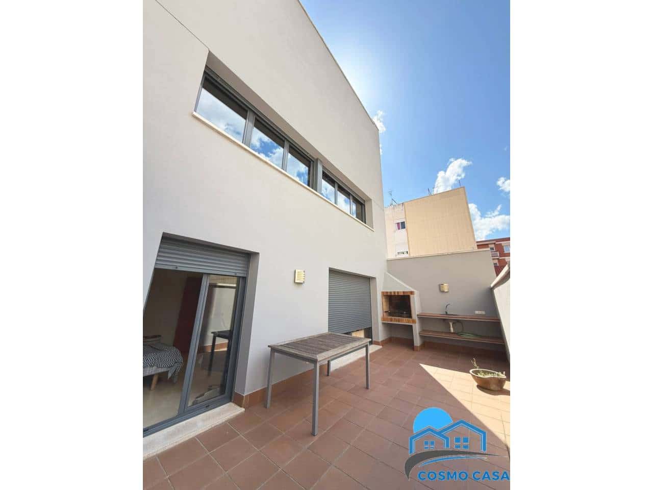4 bedroom Terraced Villa for sale in Cambrils with garage - € 790,000 (Ref: 9347078)