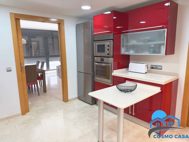 4 bedroom Terraced Villa for sale in Cambrils with garage - € 790,000 (Ref: 9347078)