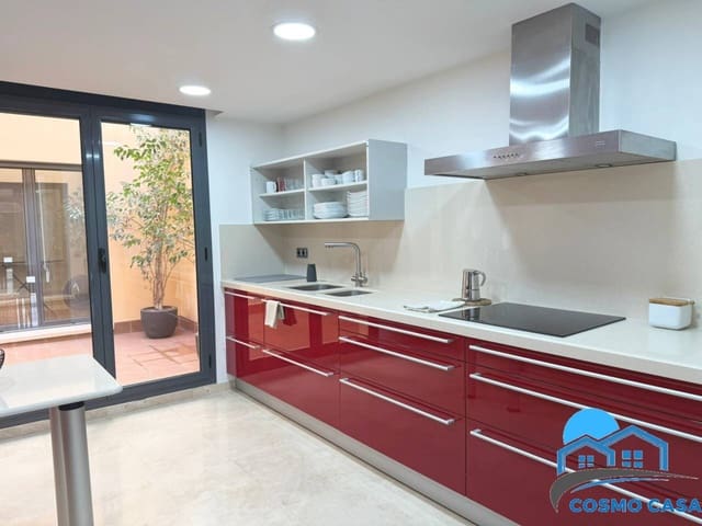 4 bedroom Terraced Villa for sale in Cambrils with garage - € 790,000 (Ref: 9347078)