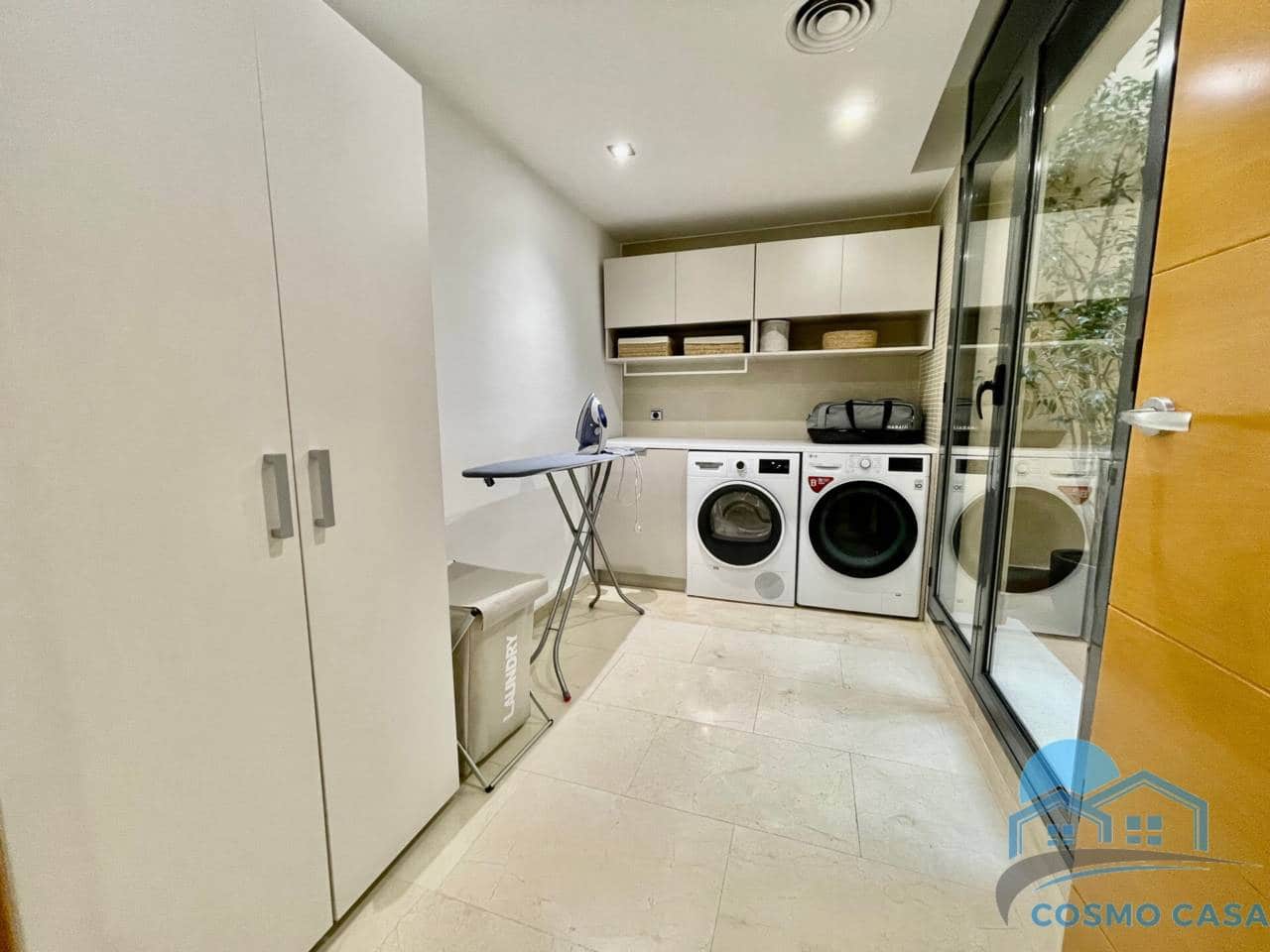 4 bedroom Terraced Villa for sale in Cambrils with garage - € 790,000 (Ref: 9347078)