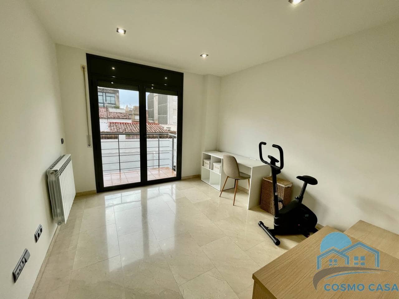 4 bedroom Terraced Villa for sale in Cambrils with garage - € 790,000 (Ref: 9347078)