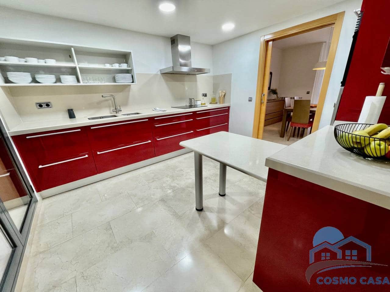 4 bedroom Terraced Villa for sale in Cambrils with garage - € 790,000 (Ref: 9347078)