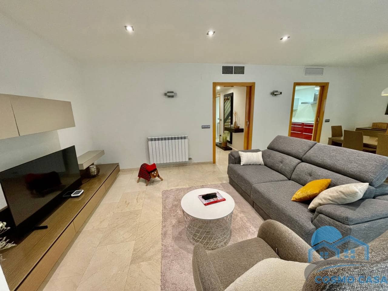 4 bedroom Terraced Villa for sale in Cambrils with garage - € 790,000 (Ref: 9347078)