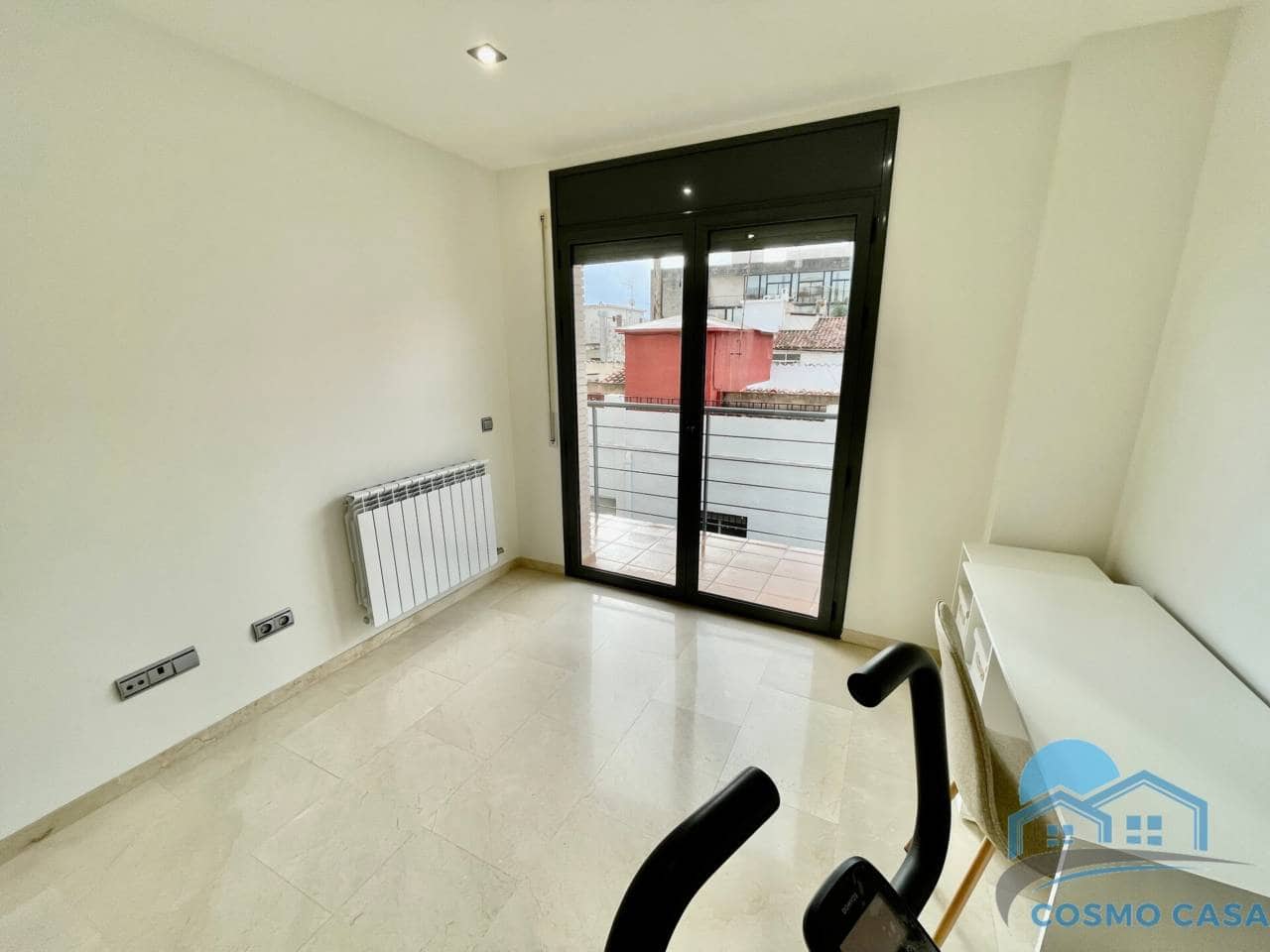 4 bedroom Terraced Villa for sale in Cambrils with garage - € 790,000 (Ref: 9347078)