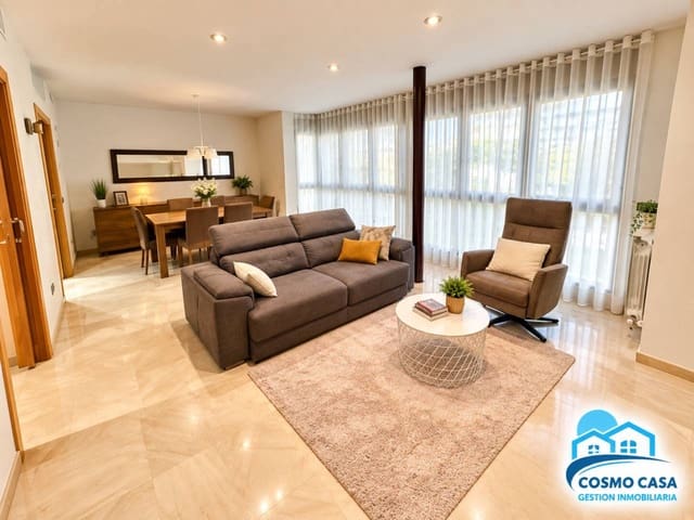 4 slaapkamer Huis te koop in Cambrils met garage - € 670.000 (Ref: 9347078)