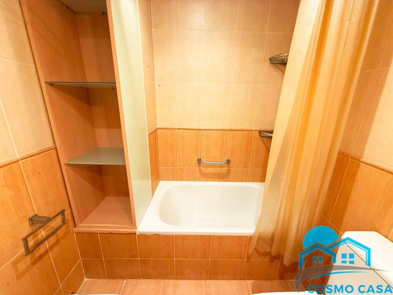 3 makuuhuone Asunto myytävänä paikassa Salou mukana uima-altaan - 280 000 € (Ref: 9385168)