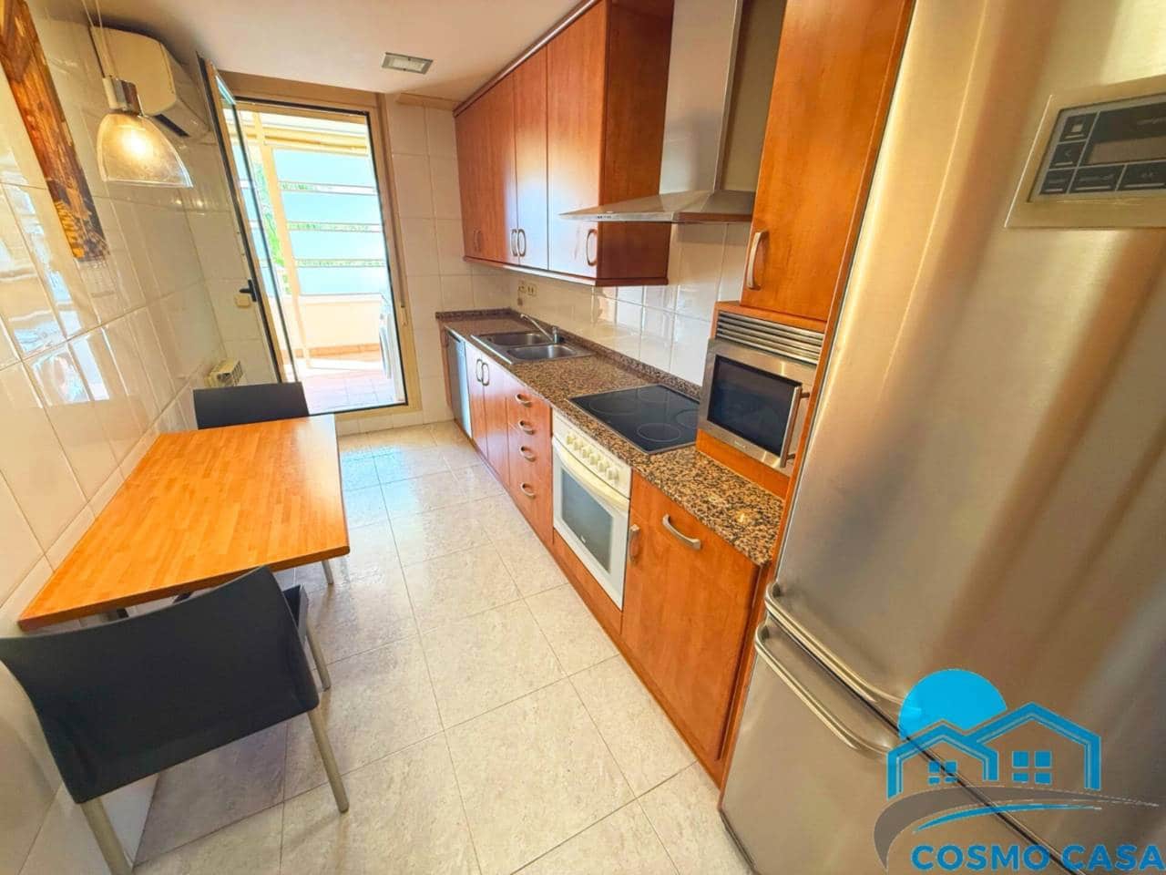 3 makuuhuone Asunto myytävänä paikassa Salou mukana uima-altaan - 280 000 € (Ref: 9385168)