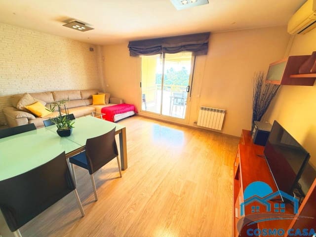 3 makuuhuone Asunto myytävänä paikassa Salou mukana uima-altaan - 280 000 € (Ref: 9385168)