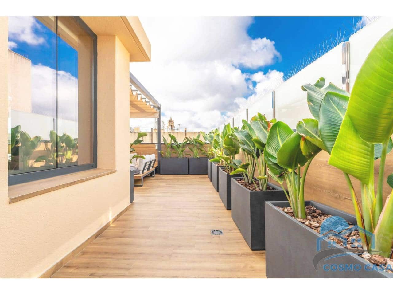 4 bedroom Flat for sale in Reus with pool garage - € 1,290,000 (Ref: 9450350)