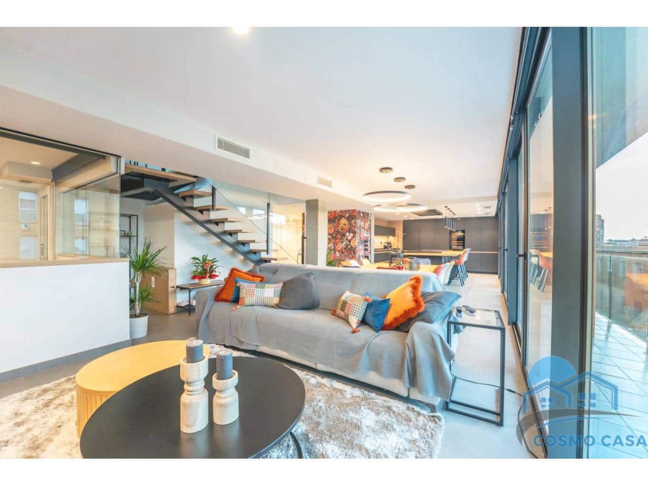 4 bedroom Flat for sale in Reus with pool garage - € 1,290,000 (Ref: 9450350)