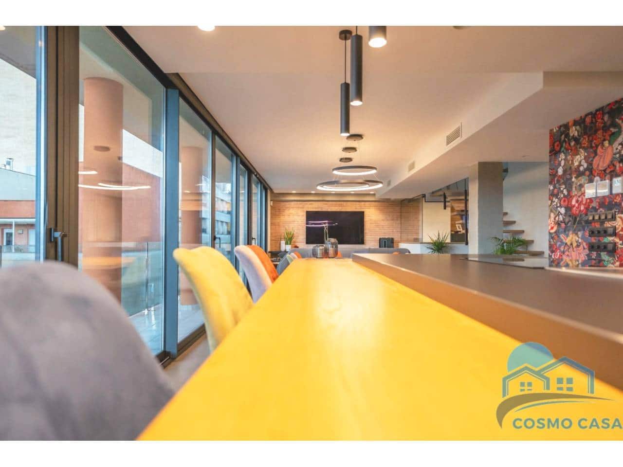 4 bedroom Flat for sale in Reus with pool garage - € 1,290,000 (Ref: 9450350)