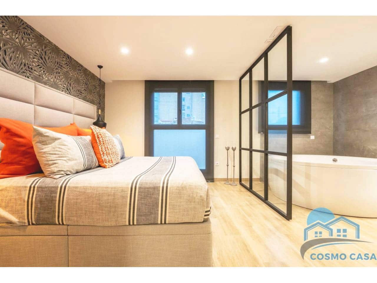 4 bedroom Flat for sale in Reus with pool garage - € 1,290,000 (Ref: 9450350)