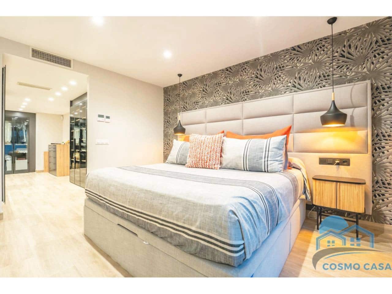 4 bedroom Flat for sale in Reus with pool garage - € 1,290,000 (Ref: 9450350)