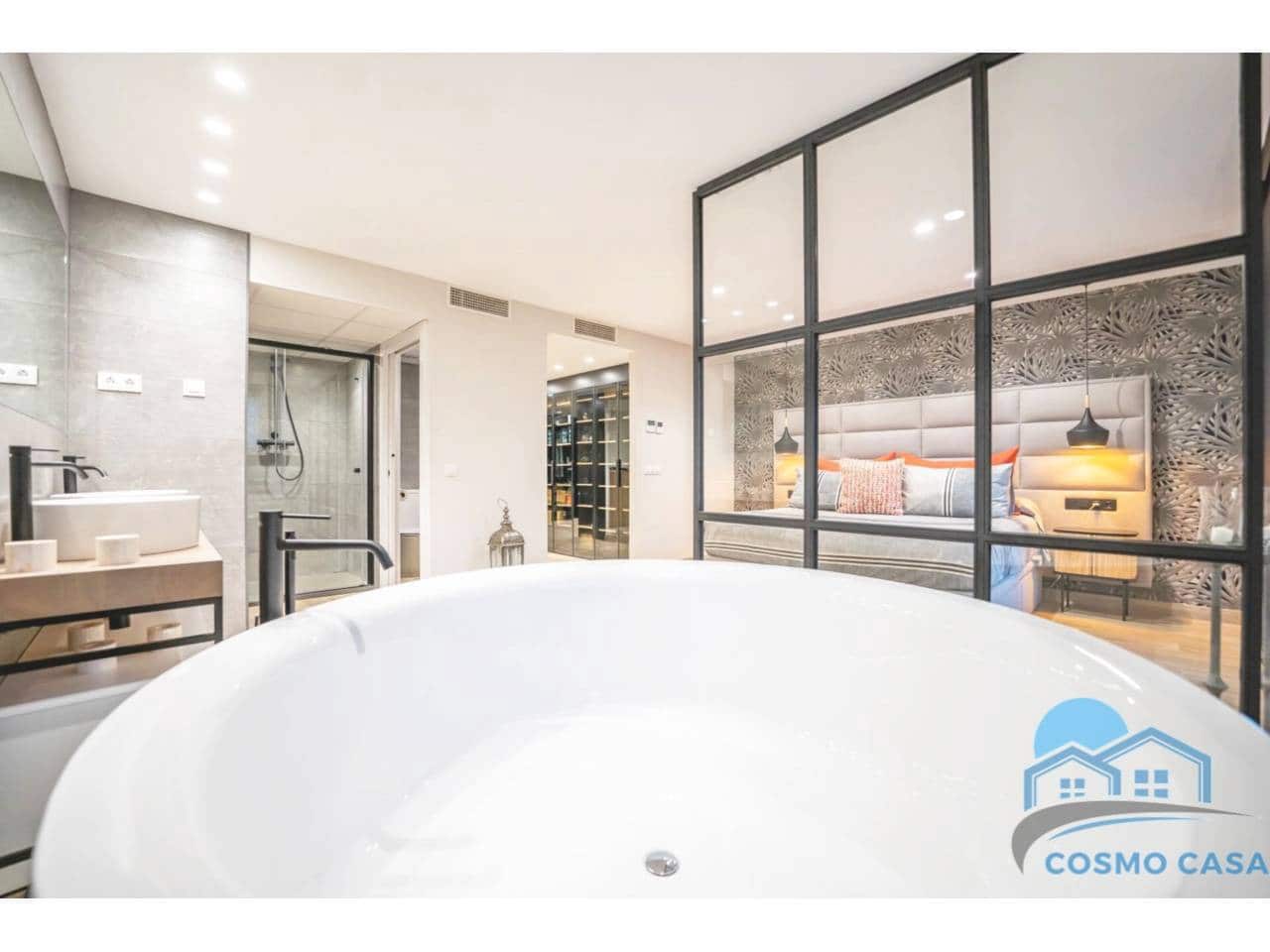 4 bedroom Flat for sale in Reus with pool garage - € 1,290,000 (Ref: 9450350)